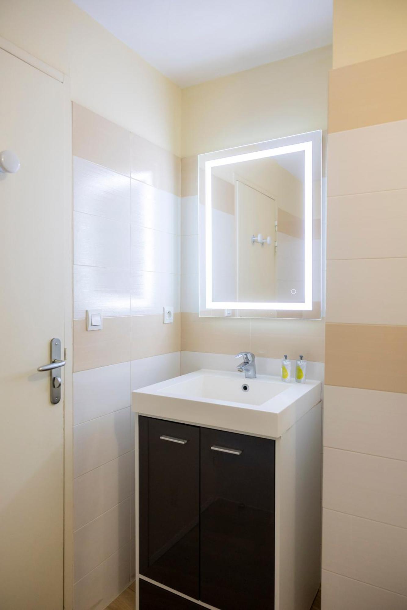 Apartament T2 Au Coeur Du Centre Historique De Briancon #3 Zewnętrze zdjęcie